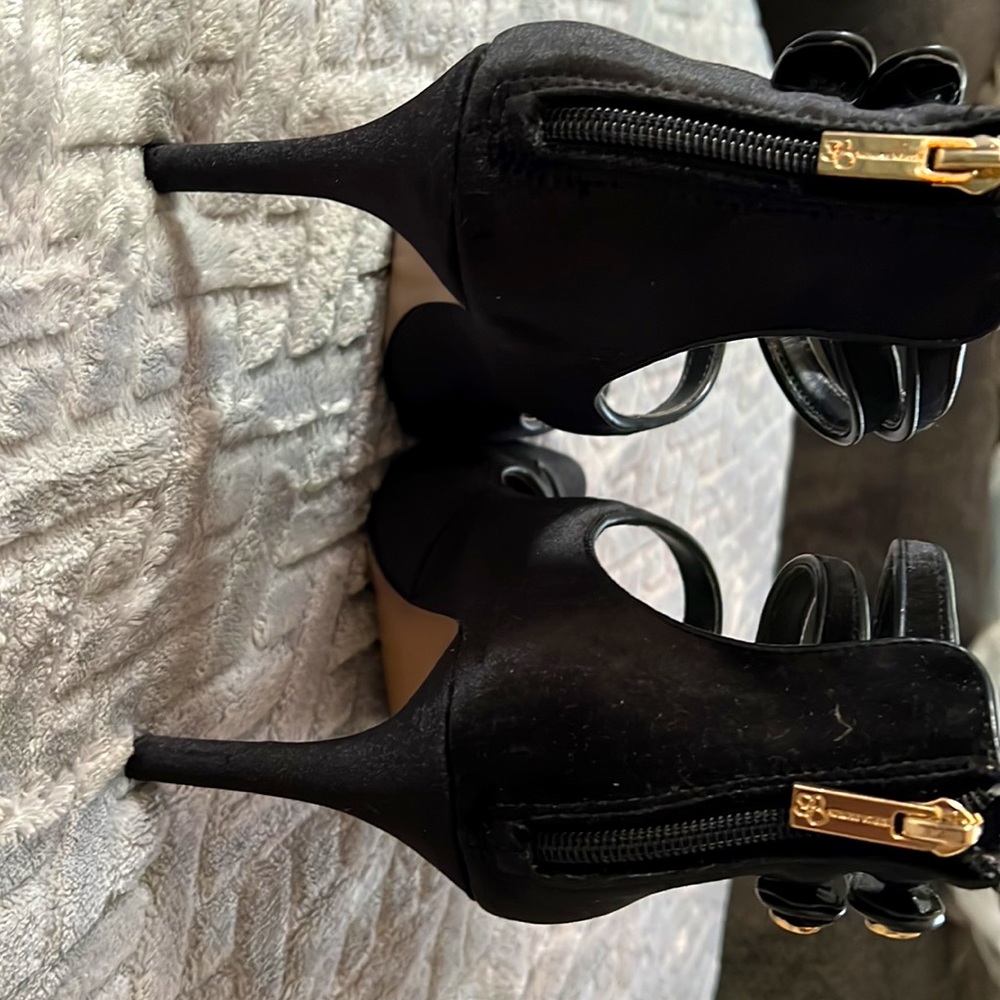 Jessica Simpson Black Suede 4.5 inch heel size 10